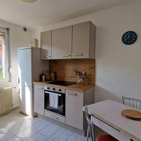 Spacieux Proche Centre-ville Διαμέρισμα *